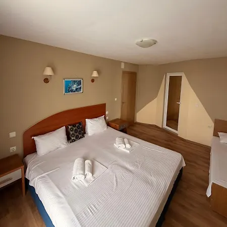 Santorini 호텔